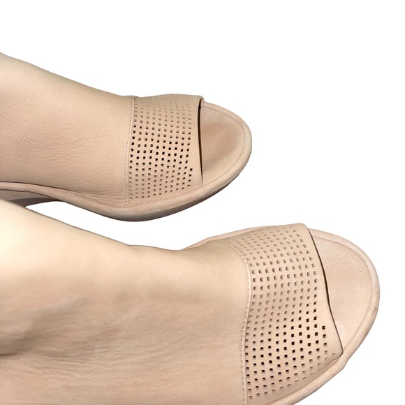 Unstructured By Clark’s Wynnmere Abie Tan Sand Nubuck Wedge Open Toe Comfort 8 - Picture 9 of 9